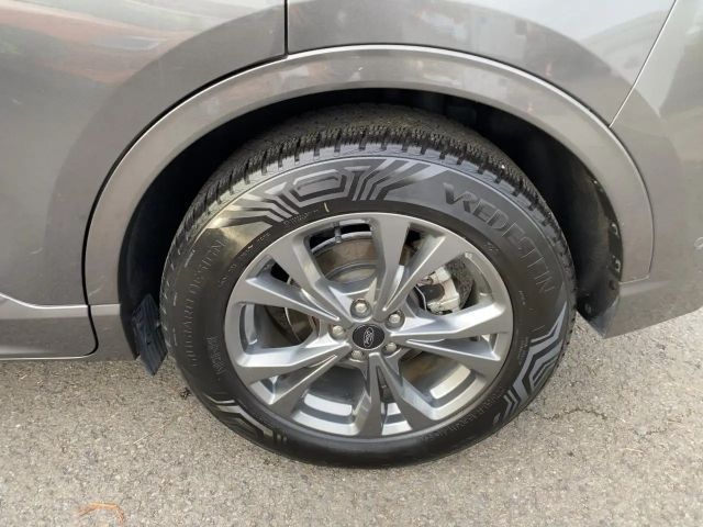 Ford Kuga Plug in Hybrid ST Line X