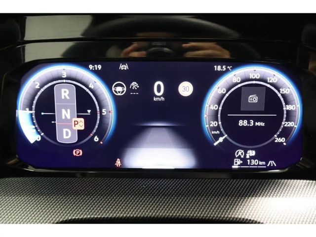 Volkswagen Golf 2.0 TDI Golf VIII R-Line Variant