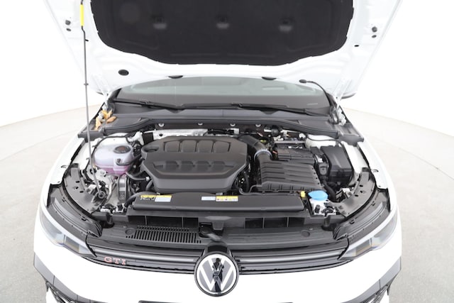 Volkswagen Golf 2.0 TSI DSG Golf VIII