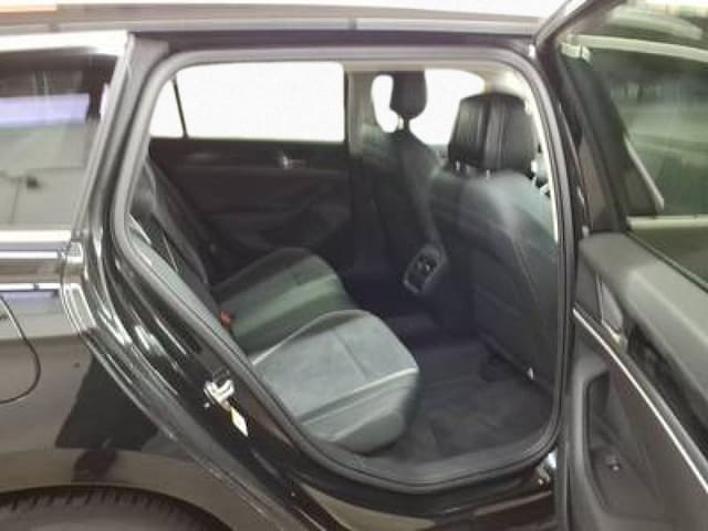 Volkswagen Passat 1.5 eTSI Business DSG