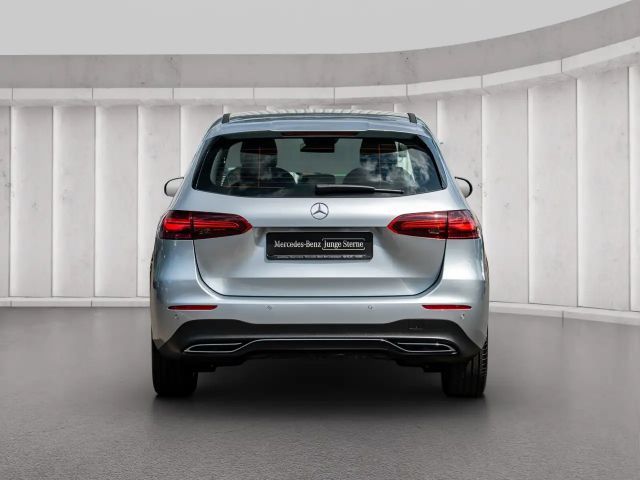 Mercedes-Benz B 180 Progressive