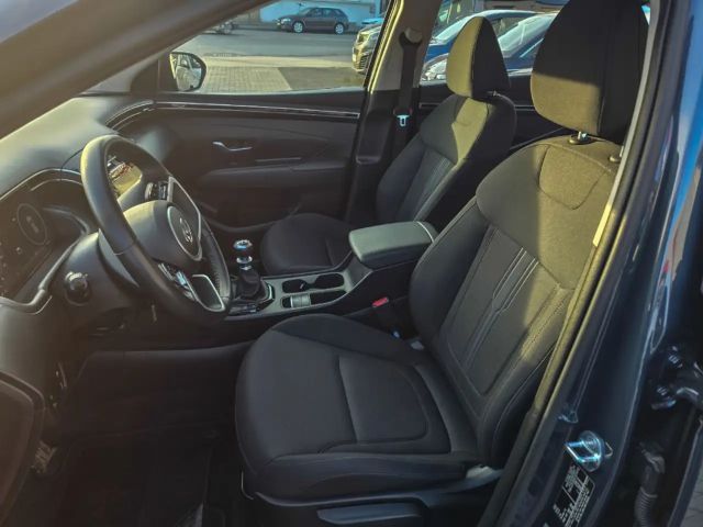 Hyundai Tucson 2WD Hybrid Select