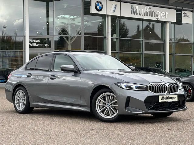 BMW 330 330i M-Sport Sedan xDrive