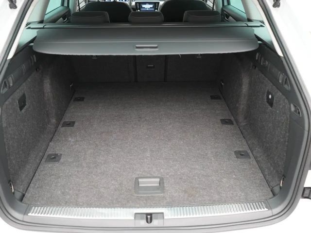 Skoda Superb Ambition Combi