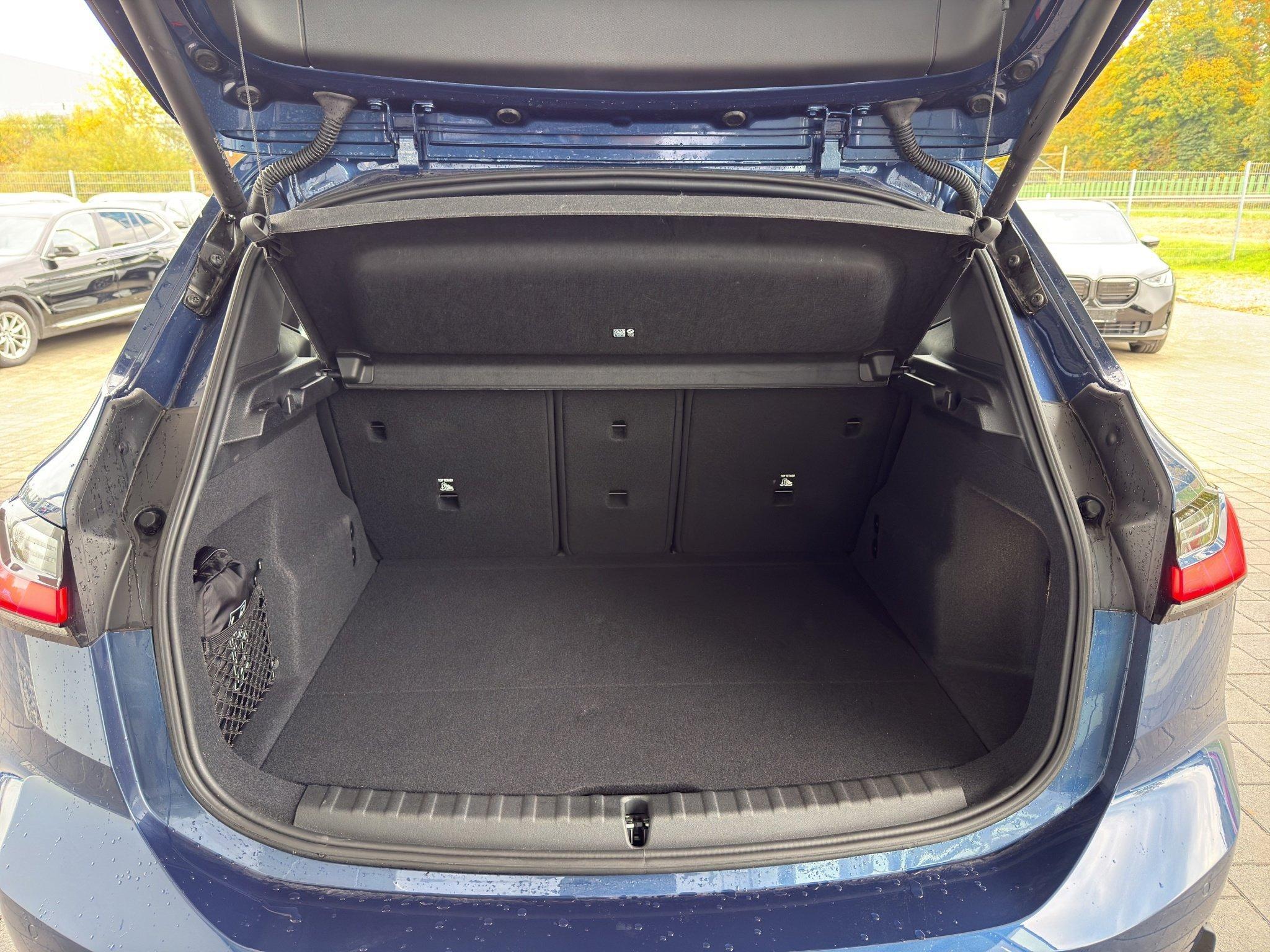 BMW 216 216i Active Tourer