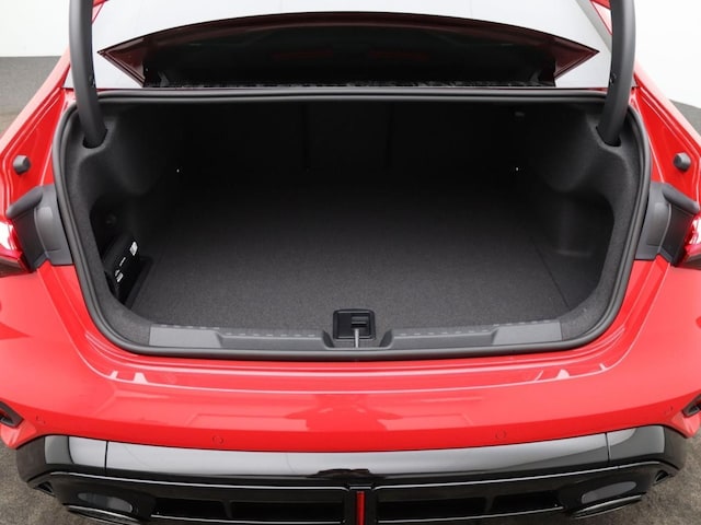 Audi RS3 Quattro S-Tronic Sedan