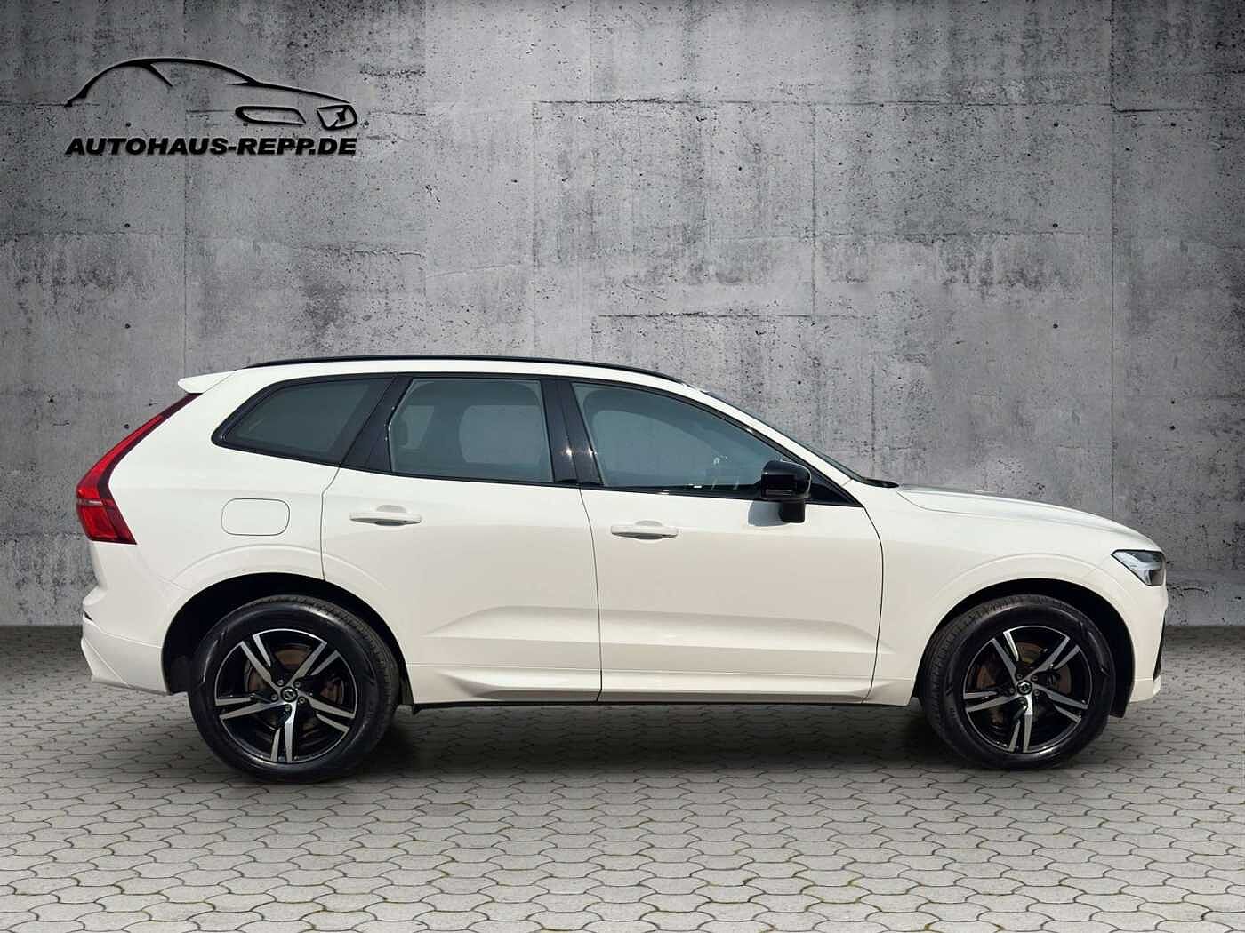 Volvo XC60 AWD R-Design Recharge T6