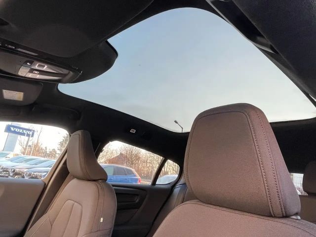 Volvo C40 Core Recharge