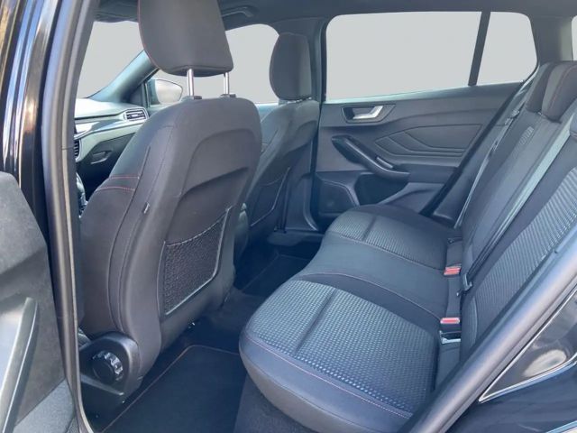 Ford Focus ST Line Wagon