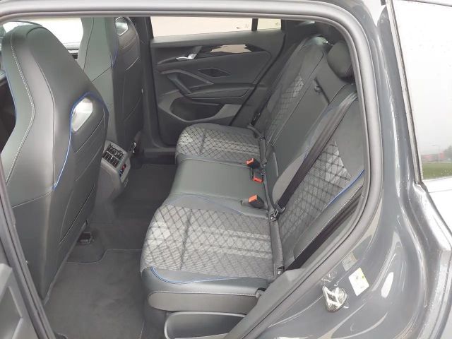 Volkswagen Tiguan DSG Sport