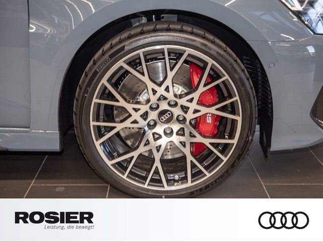 Audi RS3 Quattro S-Tronic Sedan