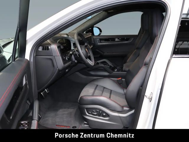 Porsche Cayenne 4 Coupé GTS