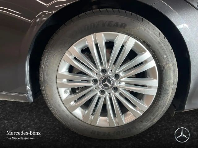 Mercedes-Benz C 180 AVANTGARDE Estate