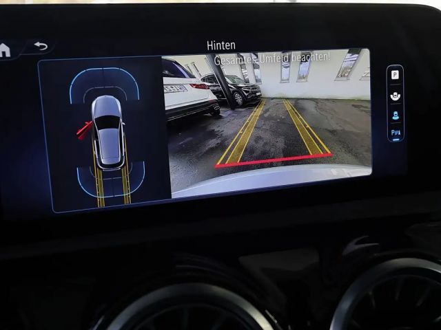 Mercedes-Benz A 250 A 250 e AMG Line