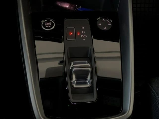 Audi A3 30 TDI Sedan