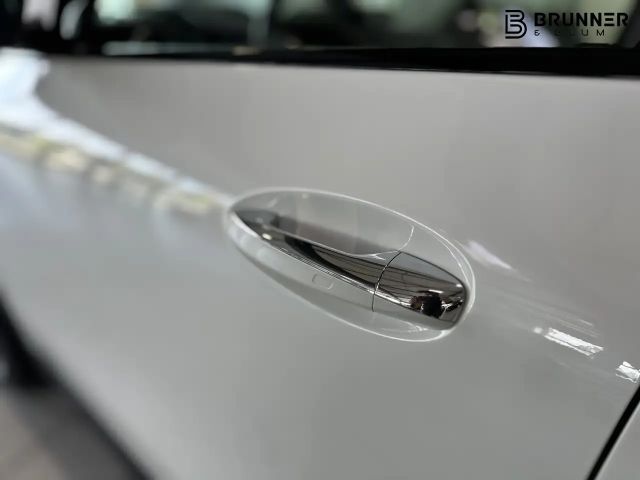 Mercedes-Benz GLA 250 4MATIC AMG Line