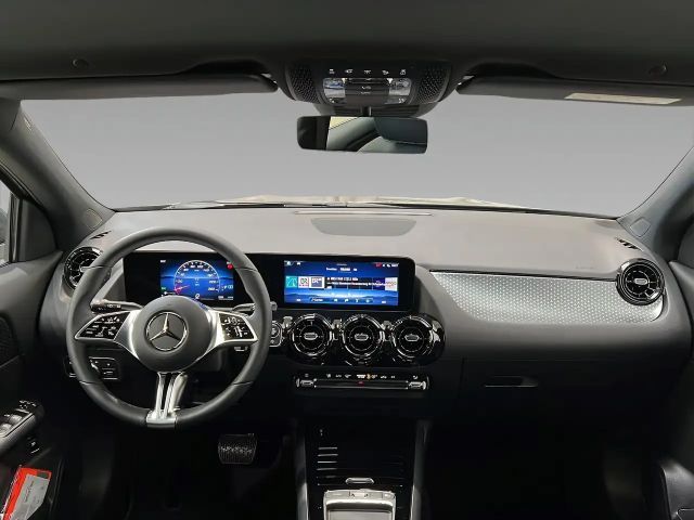 Mercedes-Benz GLA 200 MBUX+LED+PARKTRONIC+Kamera+SHz+AHK