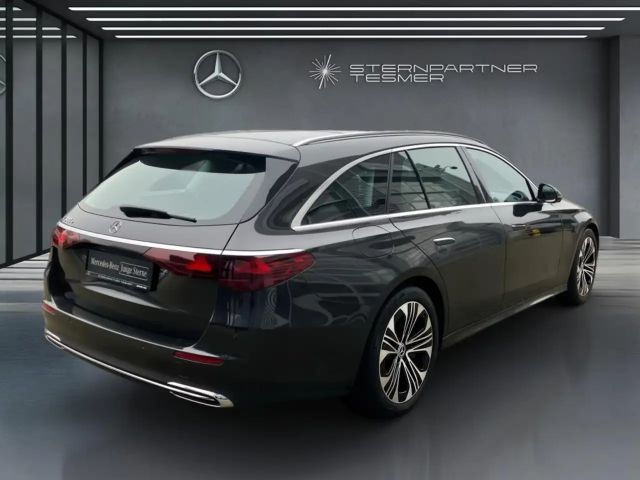 Mercedes-Benz E 300 AVANTGARDE Estate
