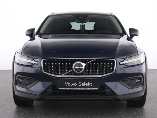 Volvo V60 Cross Country AWD Ultimate