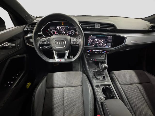 Audi Q3 35 TFSI S-Line