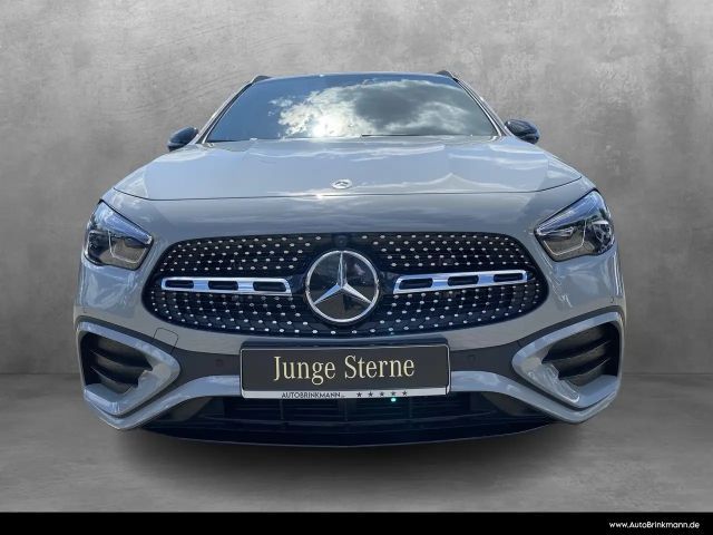 Mercedes-Benz GLA 180 AMG Line