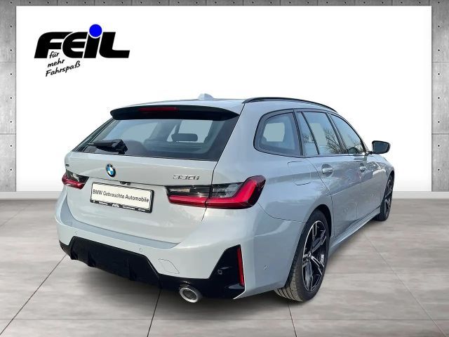 BMW 330 330i M-Sport xDrive