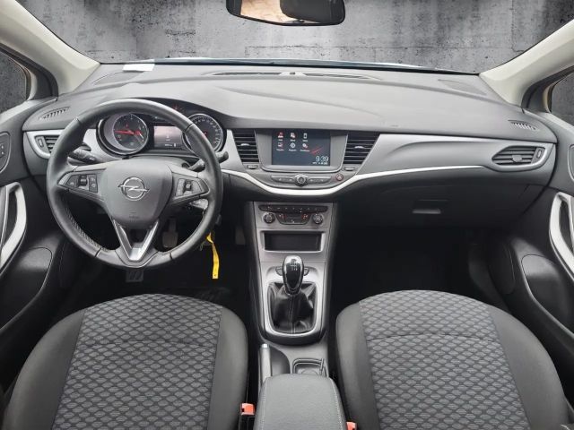 Opel Astra Sports Tourer