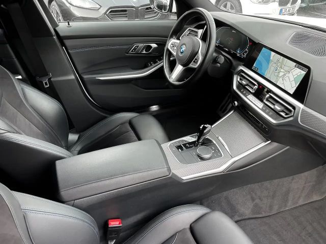 BMW 330 330e M-Sport Touring