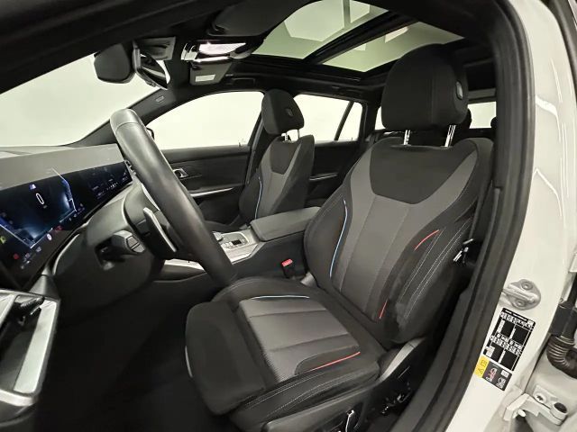 BMW 330 330e M-Sport Touring xDrive