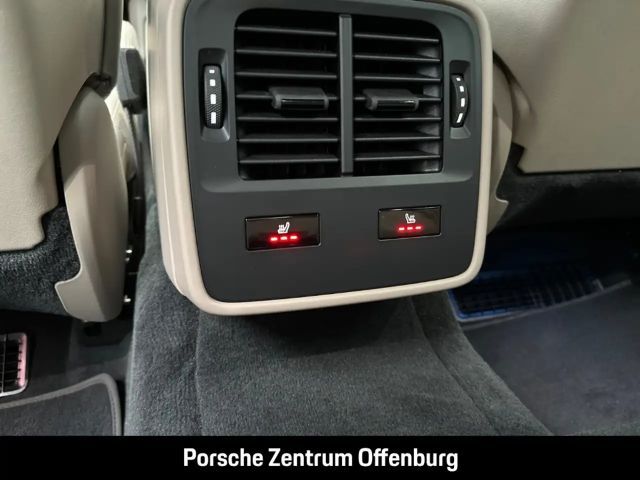 Porsche Taycan 4S