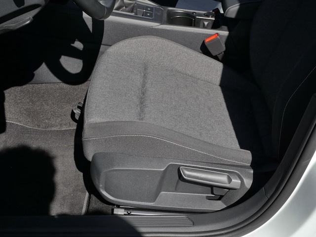 Volkswagen Golf 1.0 TSI Life Variant