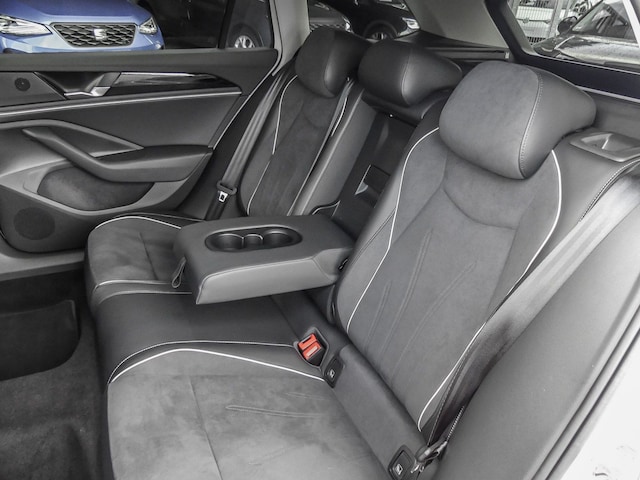 Volkswagen Passat 1.5 TSI Business DSG Variant