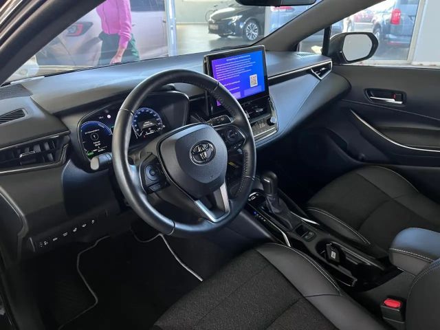 Toyota Corolla Hybride Team D