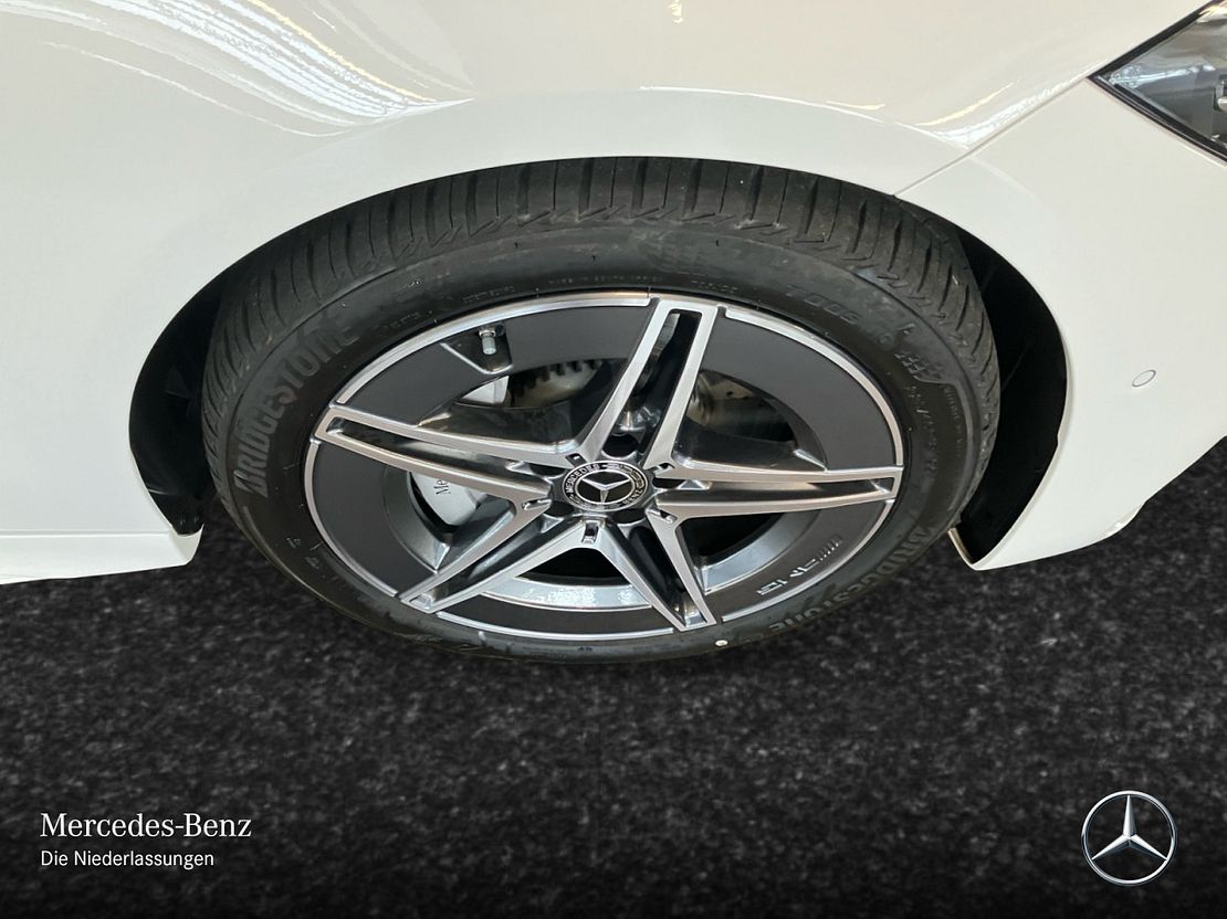 Mercedes-Benz C 220 C 220 d Sedan