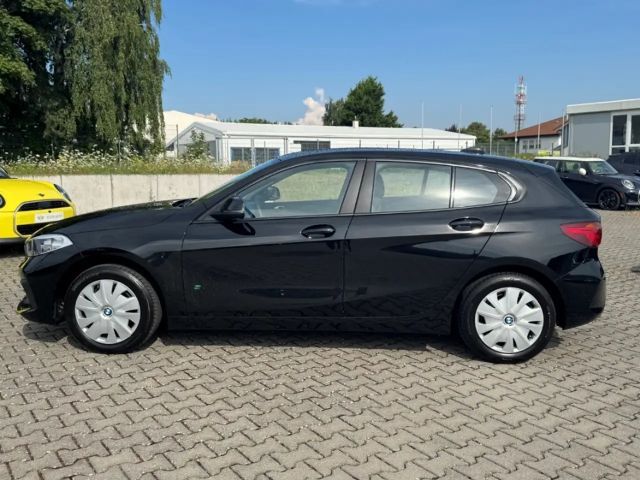 BMW 116 116i 5-deurs Sedan