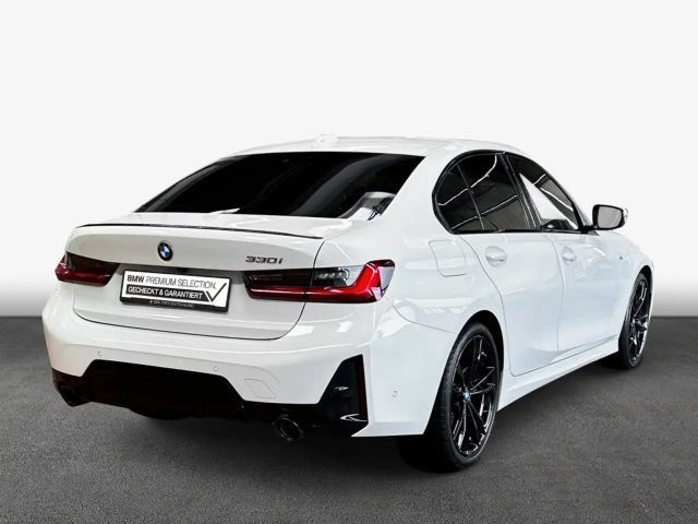 BMW 330 330i M-Sport Sedan