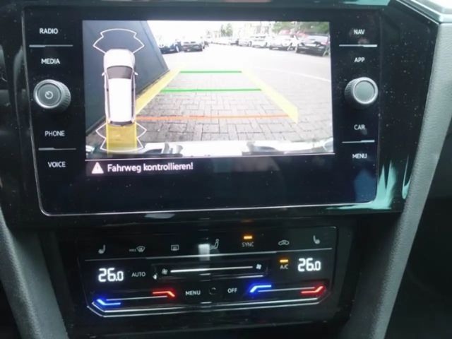 Volkswagen Passat 2.0 TDI Business DSG Variant