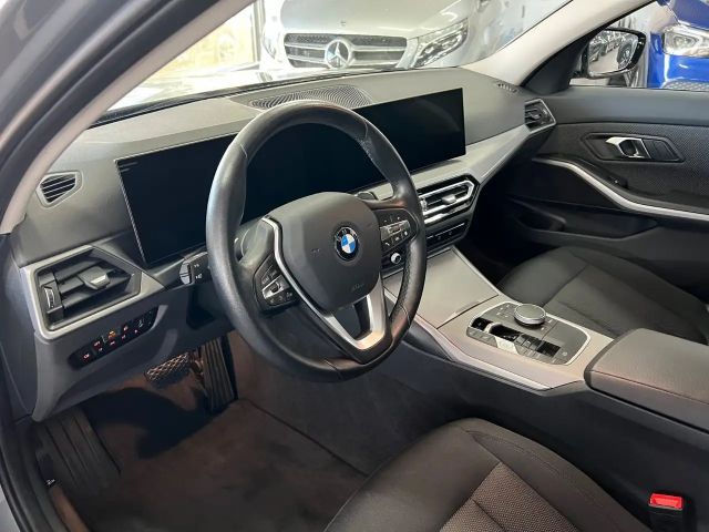 BMW 320 320d Touring xDrive
