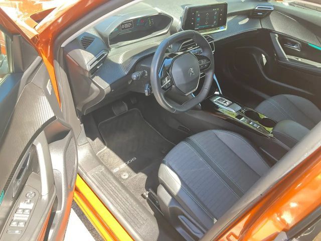Peugeot E-2008 Allure Pack