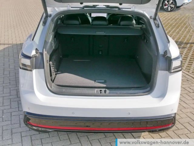 Volkswagen ID.7 IQ.Drive Pro