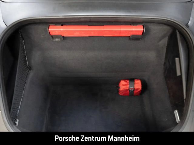 Porsche 992 4S Coupé Targa