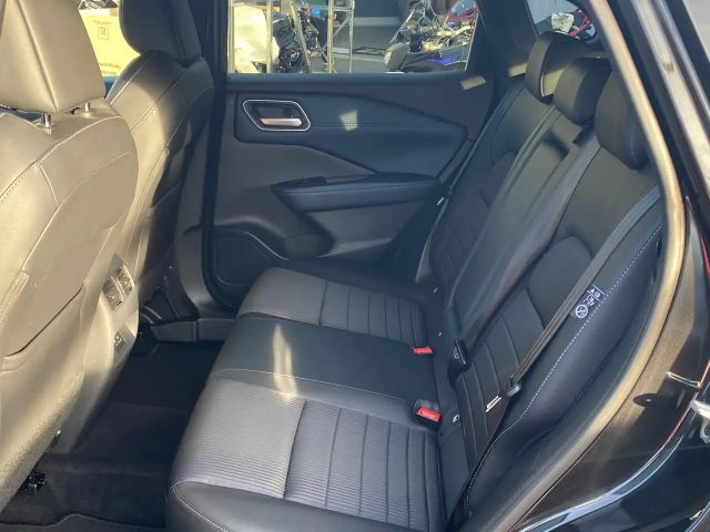 Nissan Qashqai AWD DIG-T Tekna