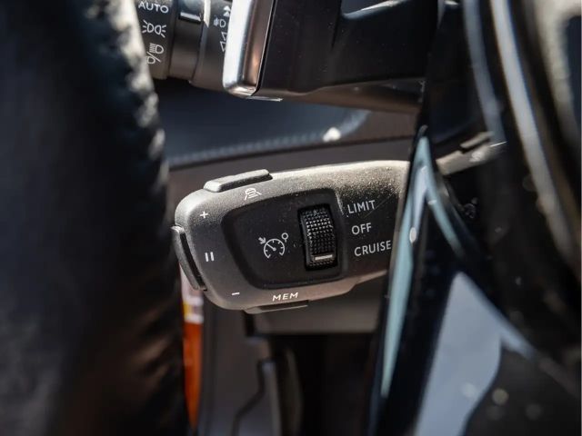 Peugeot 2008 Allure Pack EAT8