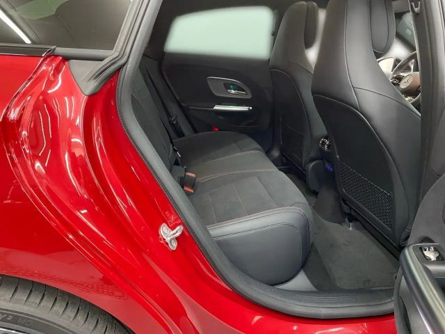 Mercedes-Benz CLA 250 AMG Line Coupé