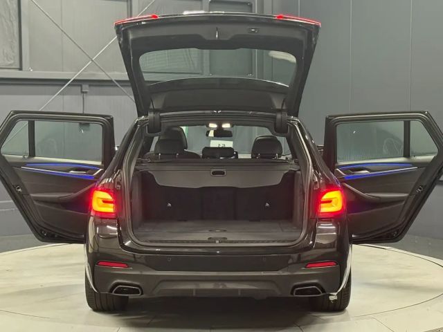 BMW 540 540d M-Sport Touring xDrive