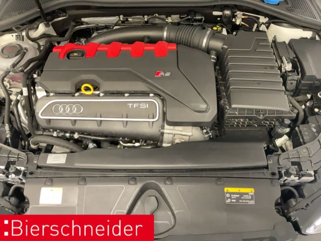 Audi RS3 Quattro S-Tronic Sedan