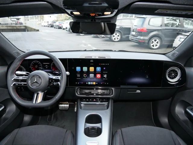 Mercedes-Benz CLA 200 4MATIC AMG Line Coupé