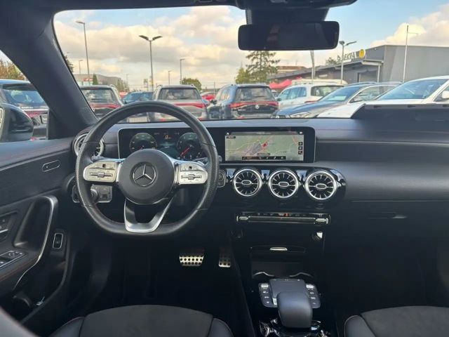 Mercedes-Benz CLA 200 AMG Line Shooting Brake