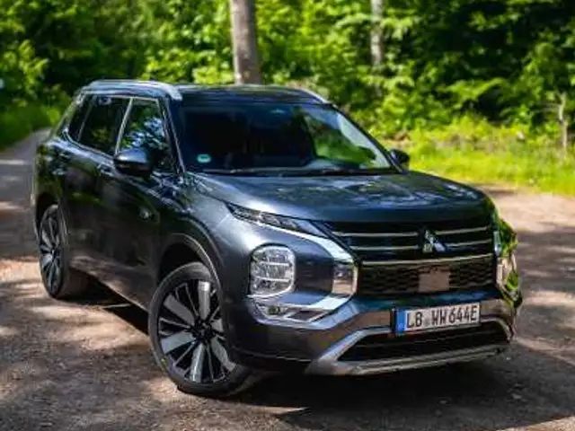 Mitsubishi Outlander PHEV