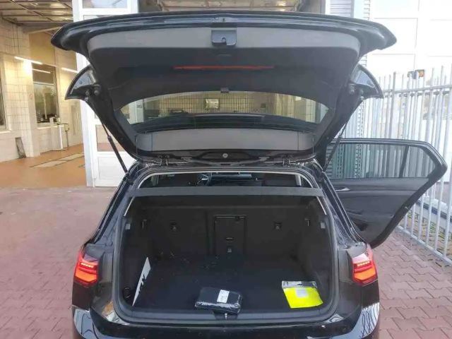 Volkswagen Golf 4Motion DSG Style